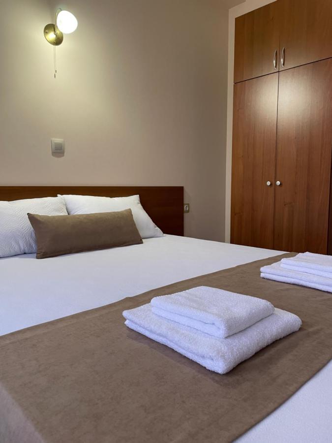 Helios Hotel สตาวรอส ภายนอก รูปภาพ