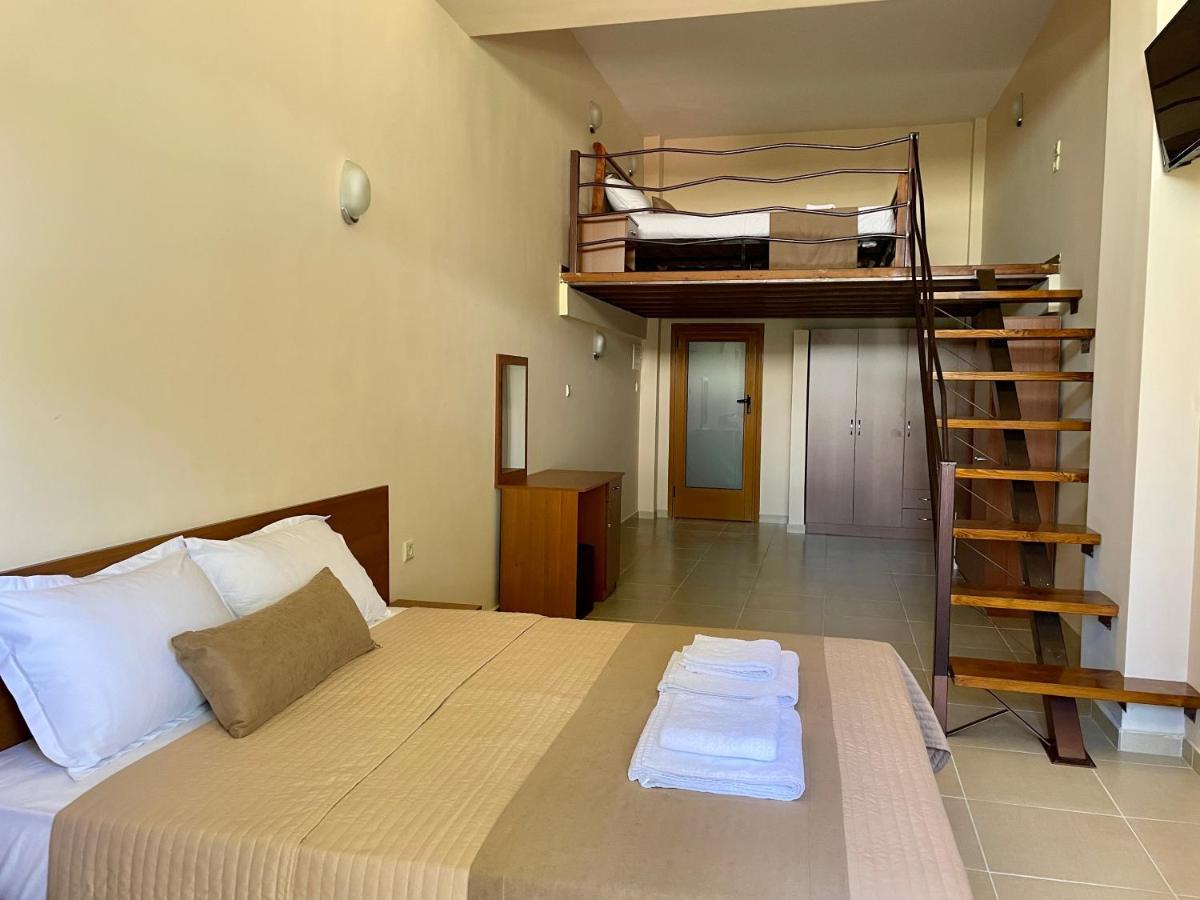 Helios Hotel สตาวรอส ภายนอก รูปภาพ